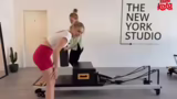 Pilates Übungen im Detail: Be…