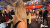 GC! Der GELDBEUTEL BRENNT16:30 KNABE RÜ…