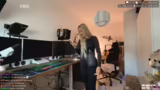 Büro-Setup und Trinkflaschen-…