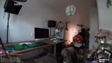 Kampf mit der Monitorhalterun…