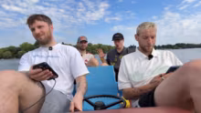 Tretboot Tour mit Chefstrobel & Leon! D…