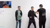 Diskussionen und Finale Voting