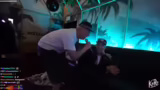 Karaoke-Bar-Besuch und Diskus…