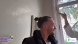 Diskussion über Penisgröße be…