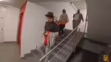 Elfertraining, Polyesteranzüg…