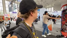IFA BERLIN - boxende Roboter, Exoskelet…