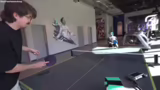 Tischtennis und Bankdrücken