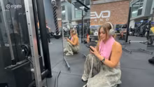 MEIN BIZEPS BRENNT im GYM !streamplan e…