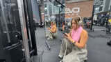 Gym-Besuch und Auto-Präsentation: Ein Tag im Gaming-Kontext
