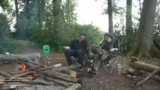 Bogenbau, Holzdiskussion und…
