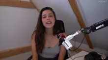 Stream! Bisschen quatschen, dann CK3 :)…