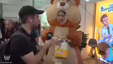 Postkarten, Maskottchen und M…