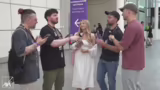 Gamescom geht los! Erstes Spazieren. Ab…