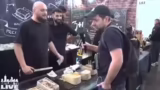 Werbung, Messer und Halva