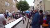 Letzte Vorbereitungen und Beg…