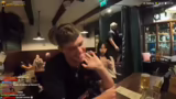 Bestellung im Restaurant und…
