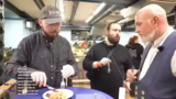 UFO-Attraktion und Hamburger…