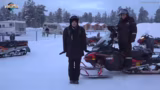 Snowmobile-Einweisung und Fah…