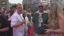 Jurassic World Premiere LIVE vom roten…