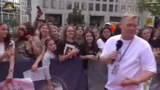 Kartenvergabe und Fannähe