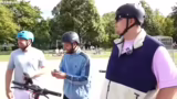 Abschluss des E-Scooter-Fußba…