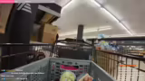 Einkaufen im Aldi und Diskuss…