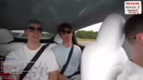 Starbucks-Suche und Song-Einl…