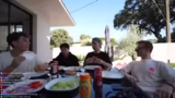 Burger-Essen und Minecraft-Pr…