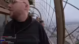 Auf der Spitze des Eiffelturm…