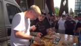 Essen, Beleidigungen und pers…